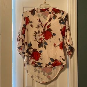 Women’s floral hi lo top small